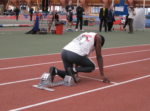 Martial Minyem sur 200m aux championnats de France Jeunes en salle 2007 INSEP Paris