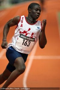 Martial Minyem sur 400m aux Championnats de France Jeunes en salle 2009 à Paris