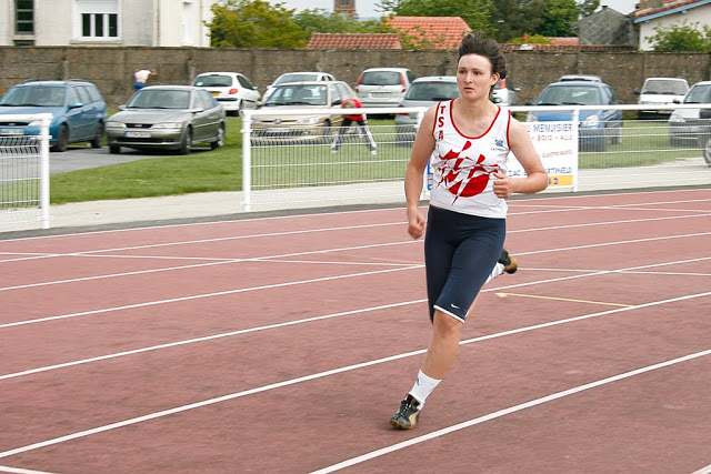Shannon Izar à la 2ème journée des championnats du Tarn CA à VE sur piste 2010 à Castres