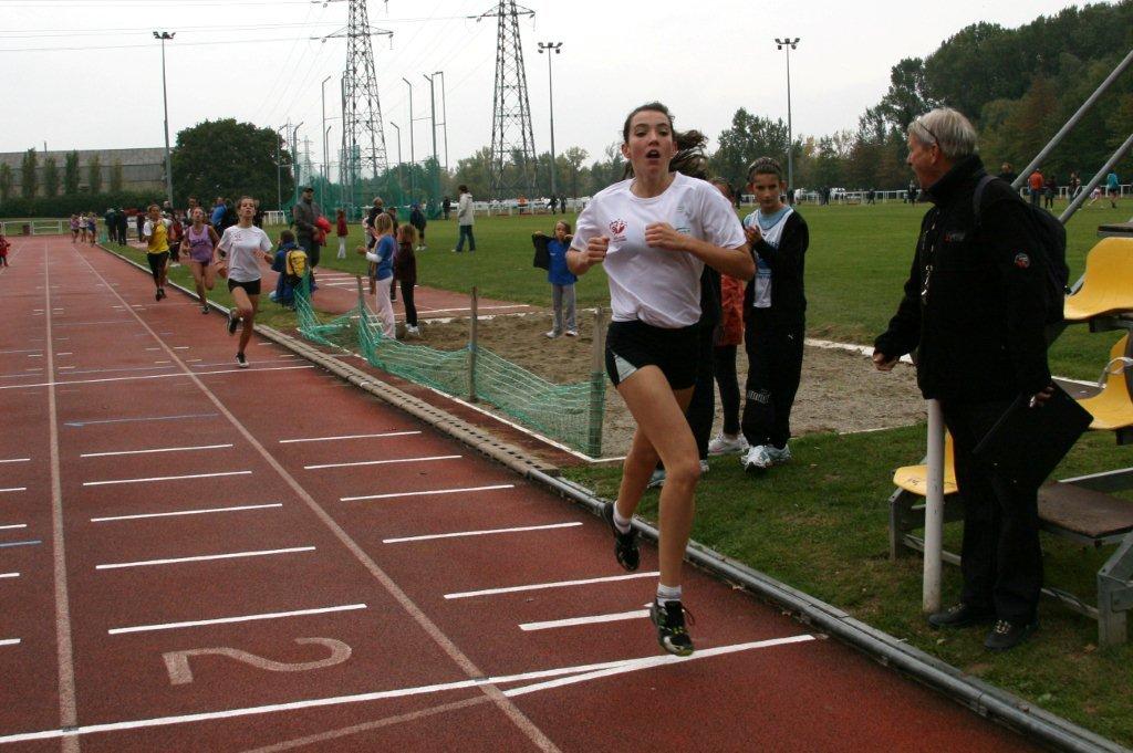Emma Dupuy au challenge des 1000m 2010 à Sesquières