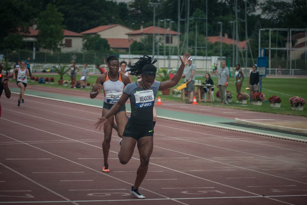 Tawanna Meadows s'impose en finale du 100m