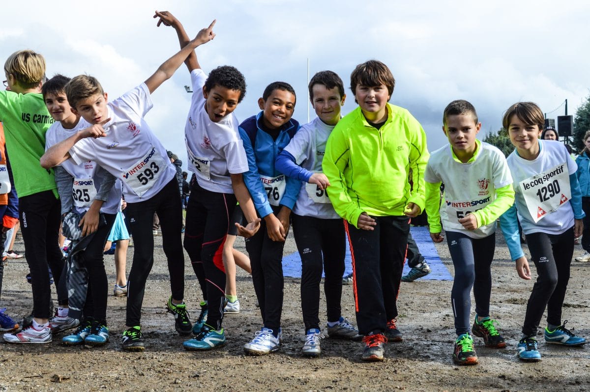 Les benjamins du Castres Athlétisme au cross Jean-Vidal 2016 à Lescure-d'Albigeois