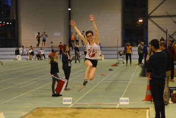 Fanny Mittou au saut en longueur aux championnats d'Occitanie Cadets-Juniors en salle 2017 à Bompas