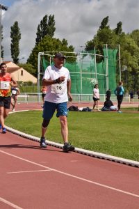 Patrick Deprez sur le 5000m marche du 1er tour des interclubs 2017 à Castres