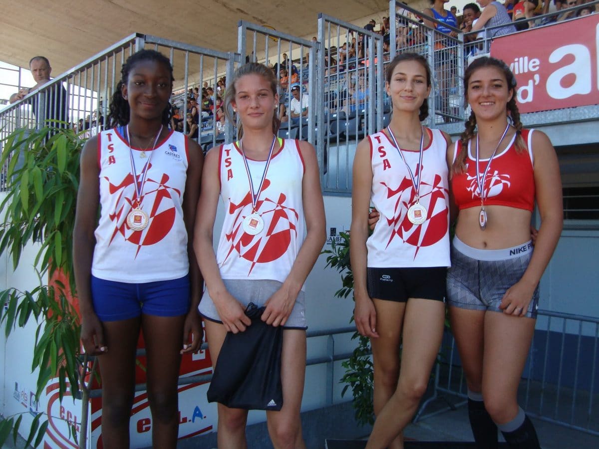 Le relais 4x60m des minimes féminins du TSA vice-champion d'Occitanie 2017 à Albi