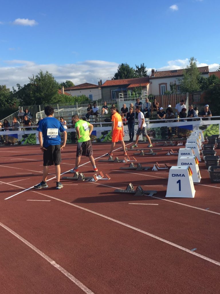 Départ du 100m sport adapté au Meeting National Élite de Castres 2017