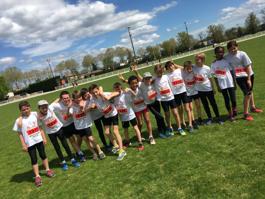 Groupe des poussins du Castres Athlétisme en compétition à Lavaur