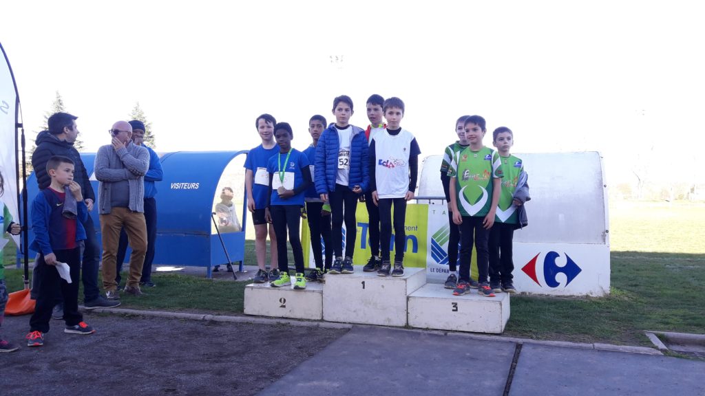 Podium POM par équipe des championnats du Tarn Eveils Athlé et Poussins de cross 2018 à Saint-Juéry