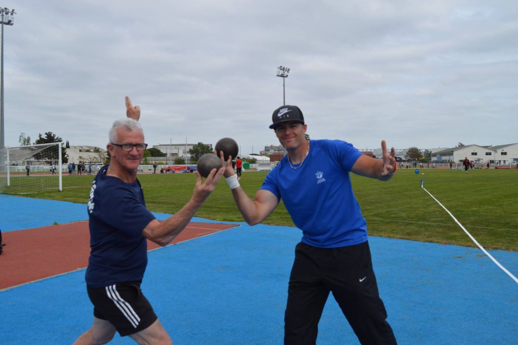 Les coachs Jean-Pierre Dardenne et Florian Bouleau s'affrontent au poids lors du Meeting Terre d'Envol 2018 à Colomiers