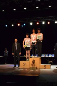 Podium des relais minimes masculins au 10km Opel de Castres 2018