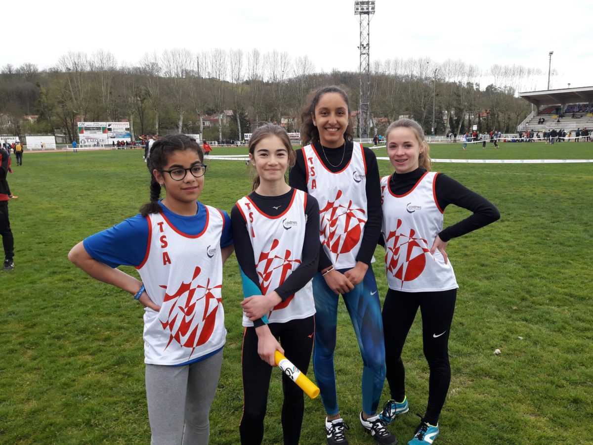 Le relais 4x60m des benjamines du TSA à la 1ère journée de brassage Benjamins-Minimes 2018 à Carmaux