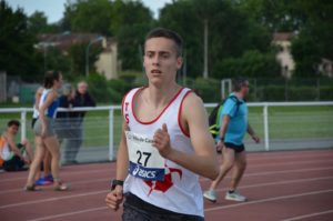 Guilhem Rouquette sur 3000m lors de la finale interclubs 2018 à Castres