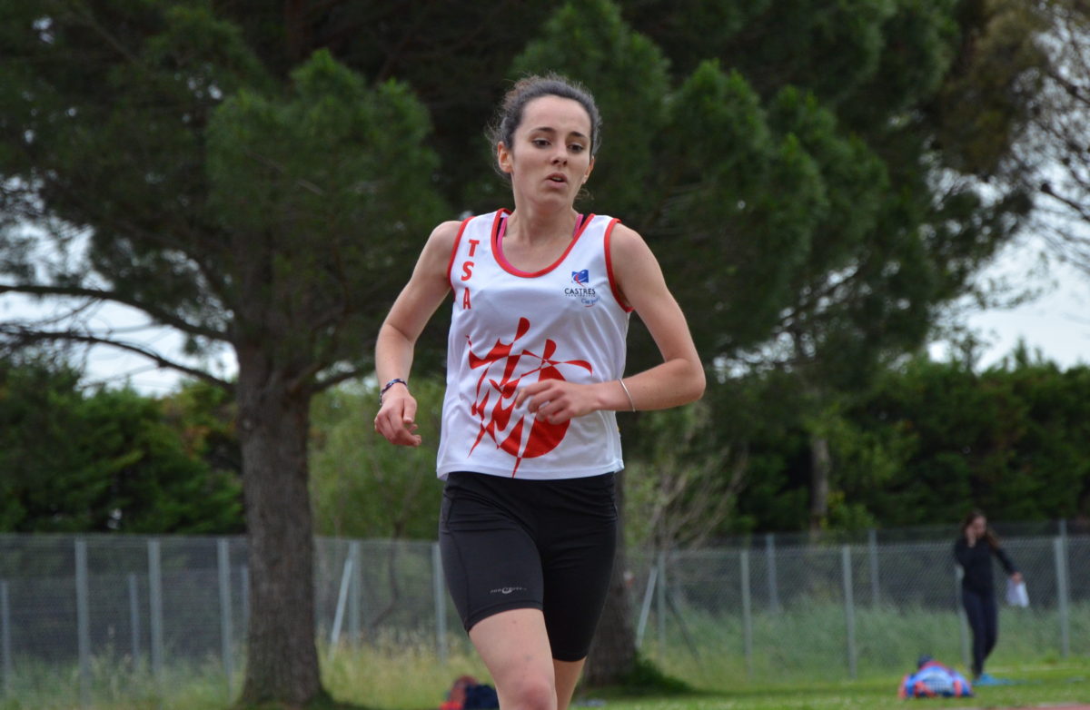 Alexia Vaissette sur 5000m aux championnats du secteur centre d'Occitanie 2017 à Perpignan