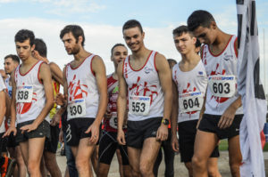 Départ de la course des As et juniors masculins au cross Jean Vidal 2018 à Lescure d'Albigeois