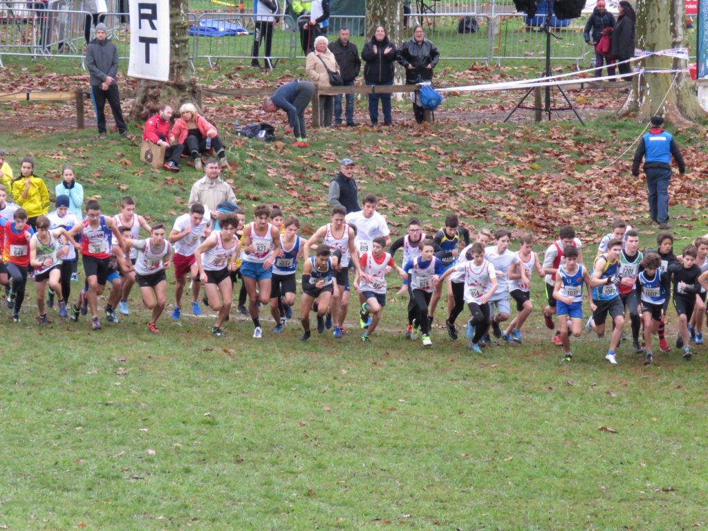 Départ des minimes masculins et cadets au cross Hubert André 2018 à Blaye-les-Mines