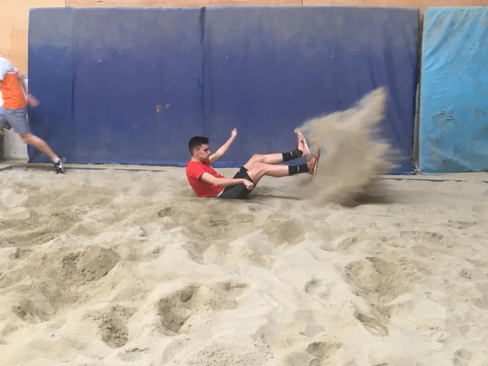 Anthony Velasco au saut en longueur au meeting de Fronton 2018