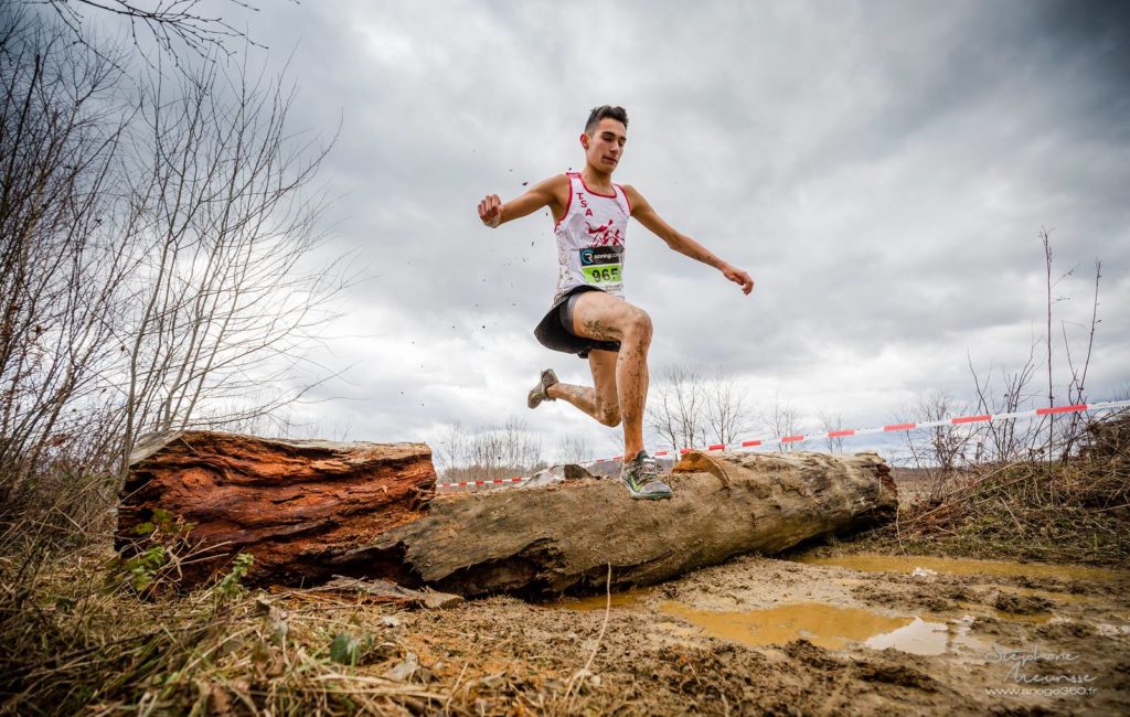 Flavien Szot au quart de finale des championnats de France de cross 2019 à Saint-Girons