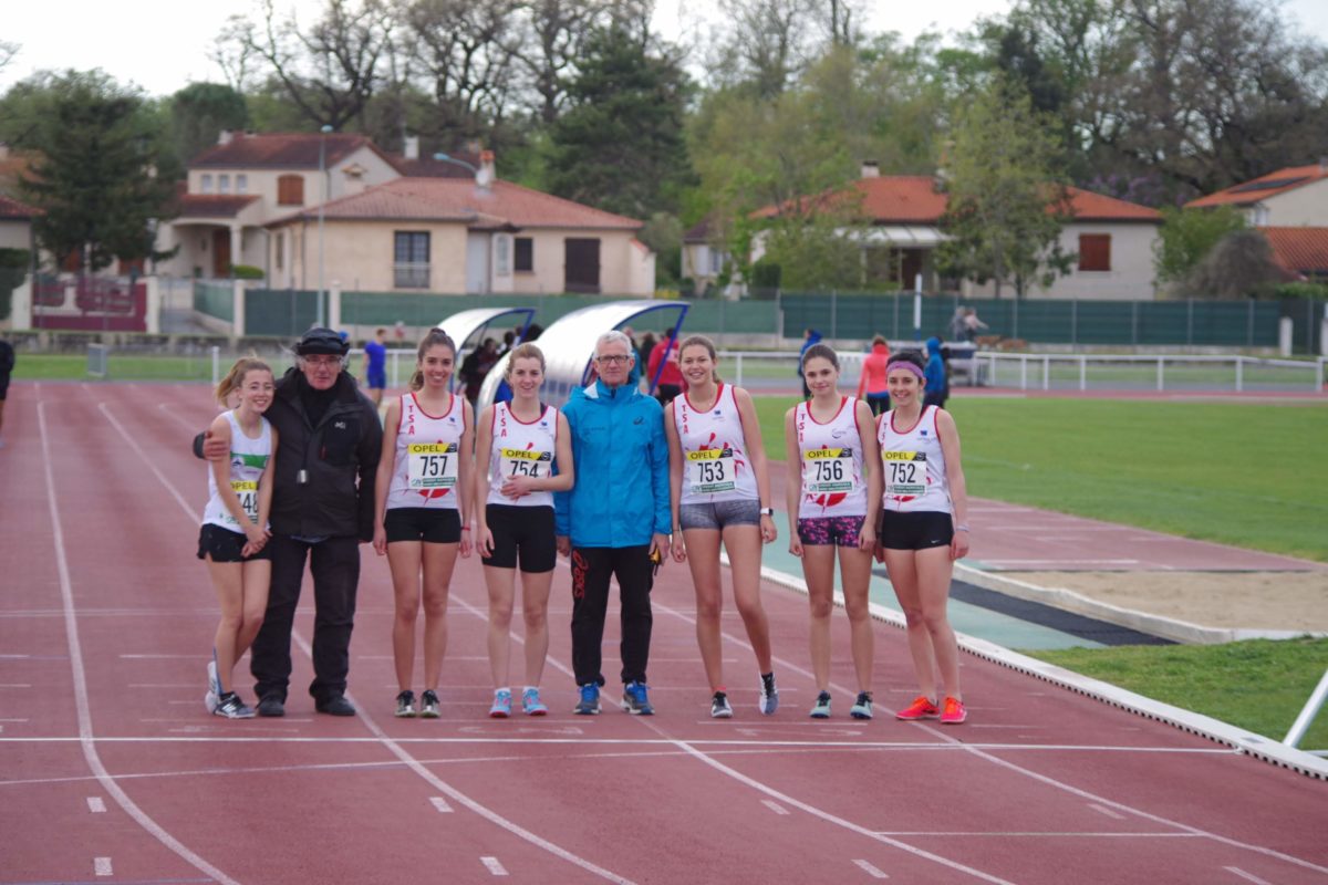 Départ du 800m féminin du meeting du Castres Athlétisme 2019