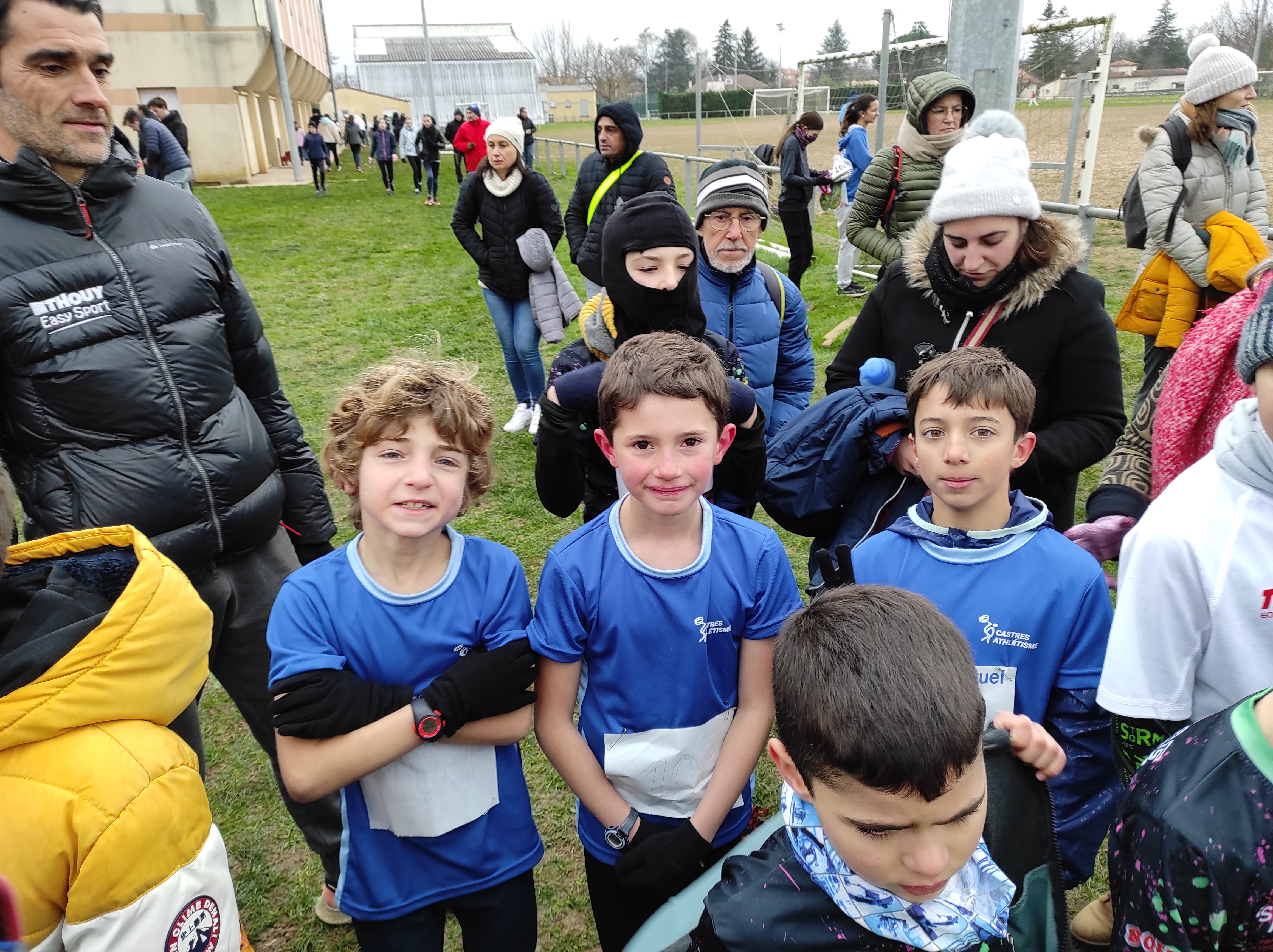 Départ des poussins aux Championnats du Tarn de cross 2023 à Saint-Juéry